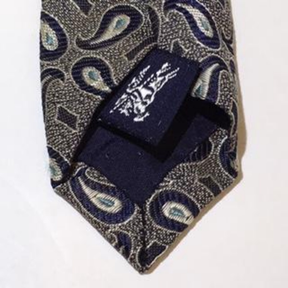 Burberrys of London Tie 100% Silk Paisley Italian - Picture 6 of 7